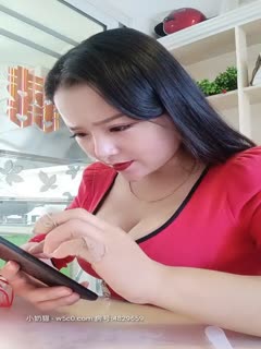 6K+x5Lq657u/5pKt5paw5aiY5aaG5YWo56iL6Zyy6IS45oiQ54af5pyJ5ZGz6YGT77yM6aOO6aqa55qE5aSn5aW25a2Q6aqa5bGB6IKh6ZWc5aS05YmN5o+J5o2P5aW25a2Q6Ieq5oWw6YC86YC85ZG75ZCf77yM6KGo5oOF5aW96aqa57K+